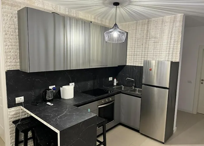 Apartamento Luxury Surrounded By Nature Tirana